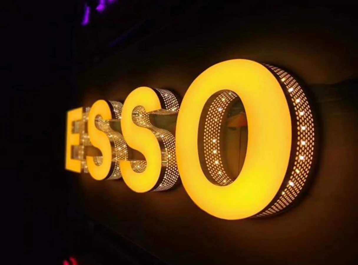 Rivetoile LED Name Board Design