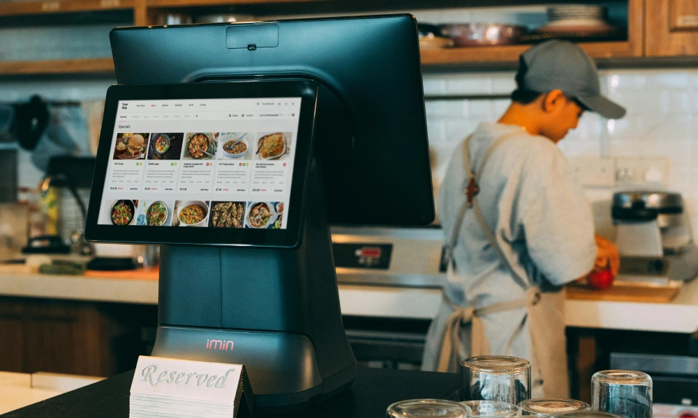 35 Digital Signage Examples and Samples by Industry for 2026
